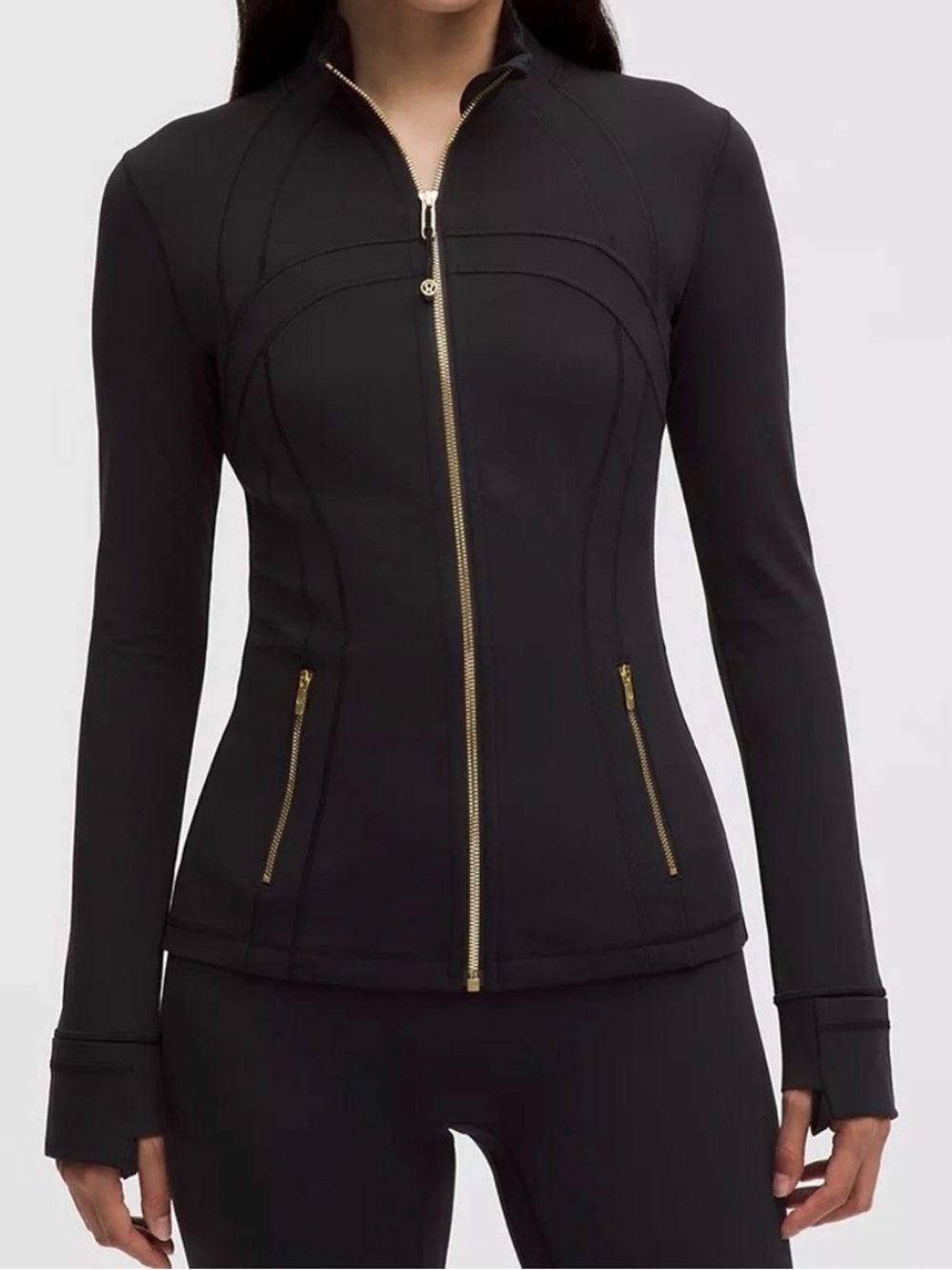NWT lululemon Black Dedined Zip Jacket with Gold Hardware Size 6 - Picture 3 of 4